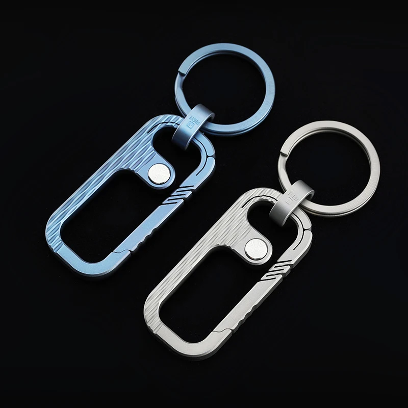 Porte-clés de voiture en titan - Men'S Accessories Premium avis et prix